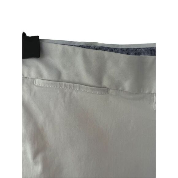 TOMMY HILFIGER CHINO Shorts - W42- White - Great Condition - Men’s - Picture 9 of 10